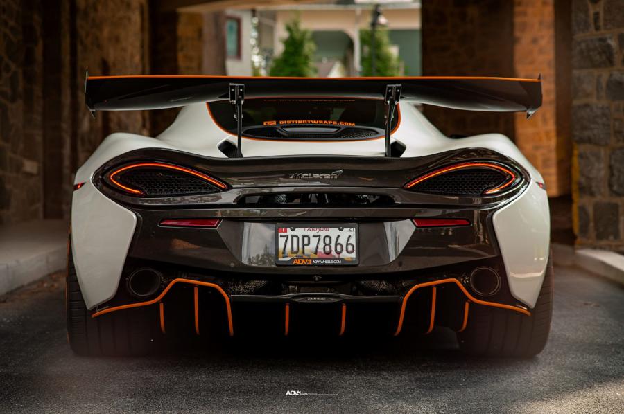  McLaren 570GT on ADV.1 Wheels (ADV005F M.V2 ADVANCED) 2019 года  (фото 14 из 14)